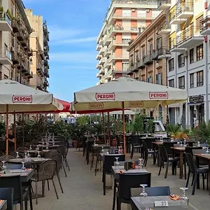 Centre 2*, Palermo Italy